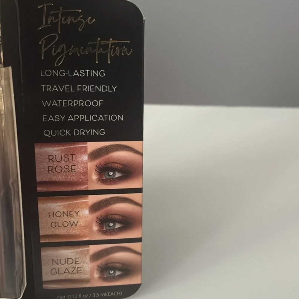 🖤✨MAX Studio Liquid Eyeshadow Trio – Shimmer Blendable Set